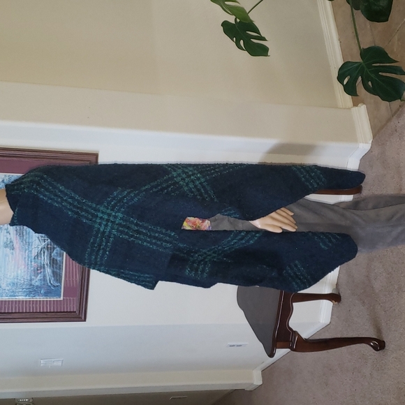 HP 🎊 Woolrich one size cozy blanket poncho cape plaid wrap forest green sweater - Picture 3 of 8